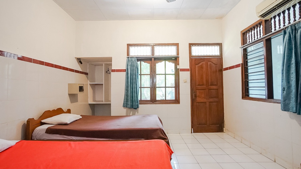 Photo of Bedroom in Sunset Road