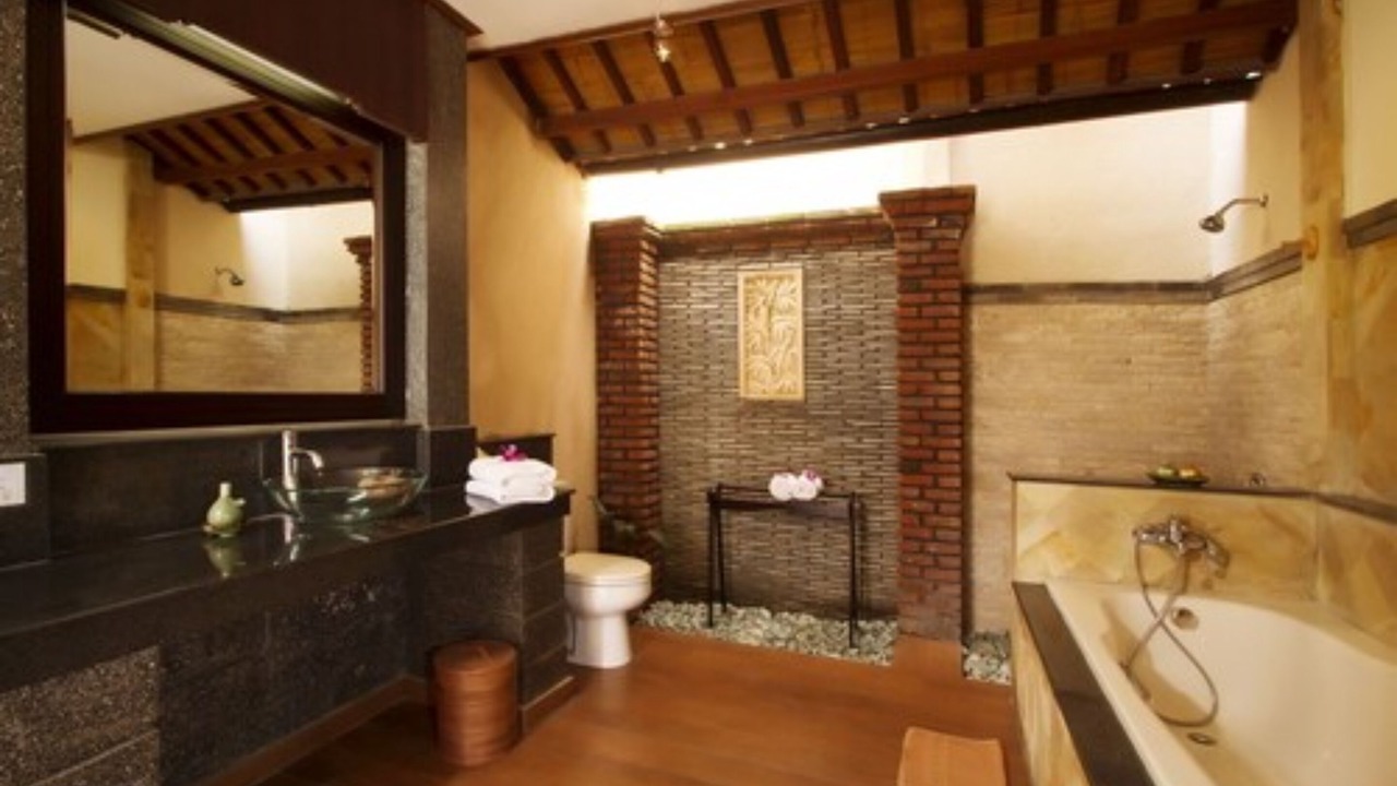 Photo of Bathroom in Petitenget