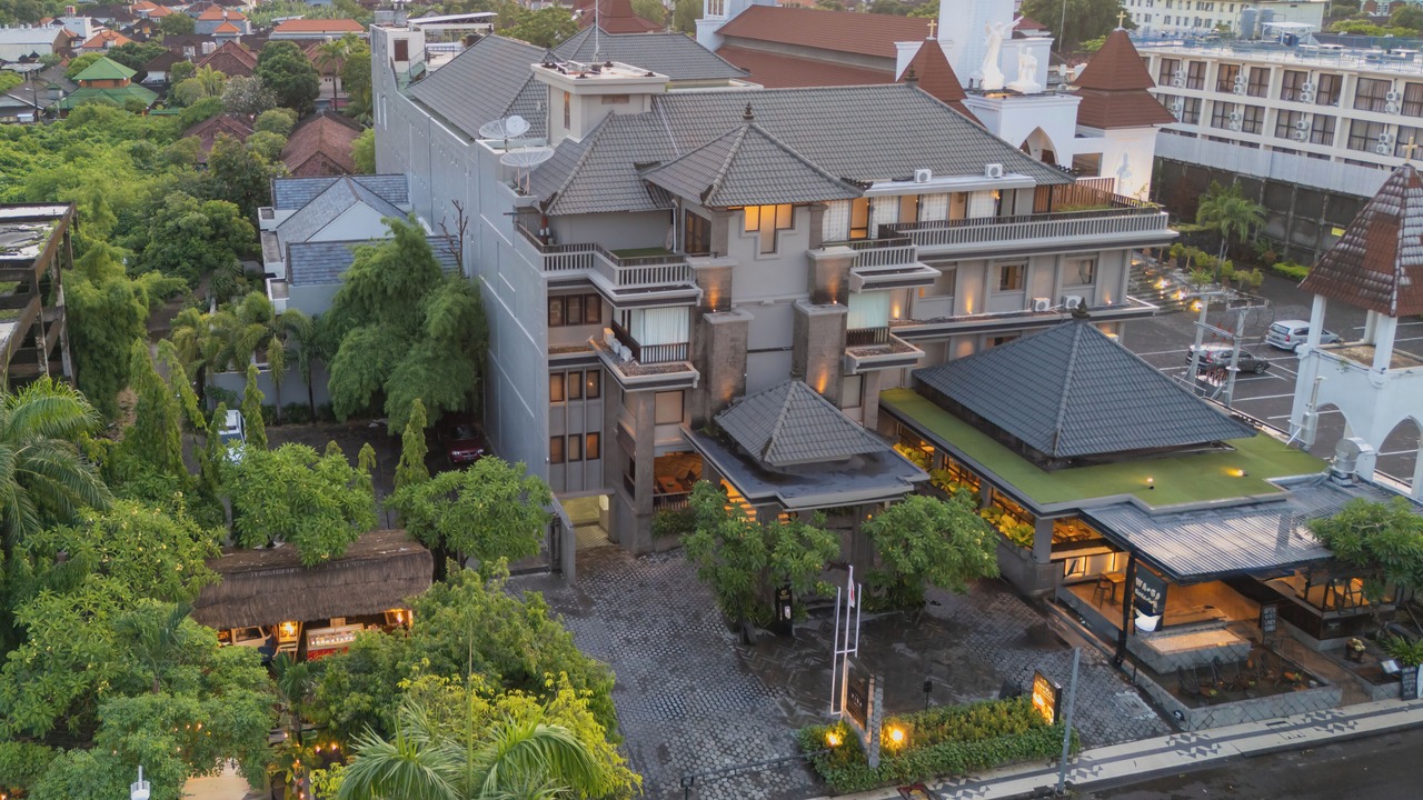Photo of Outdoor in Kartika Plaza