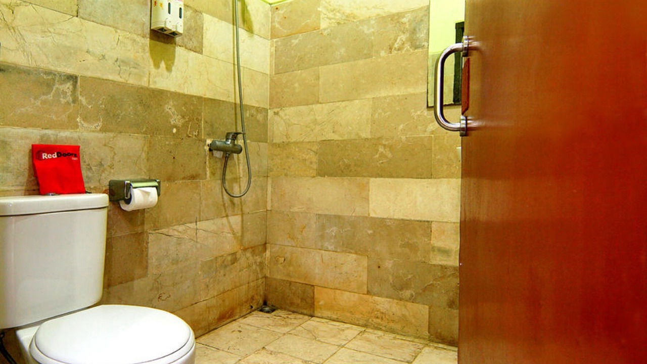 Photo of Bathroom in Legian City-Centre