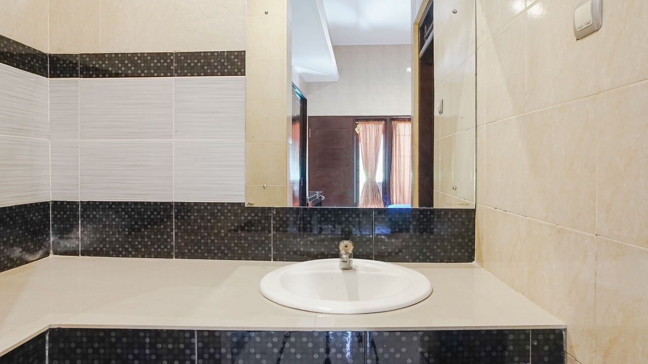 Photo of Bathroom in By Pass Ngurah Rai