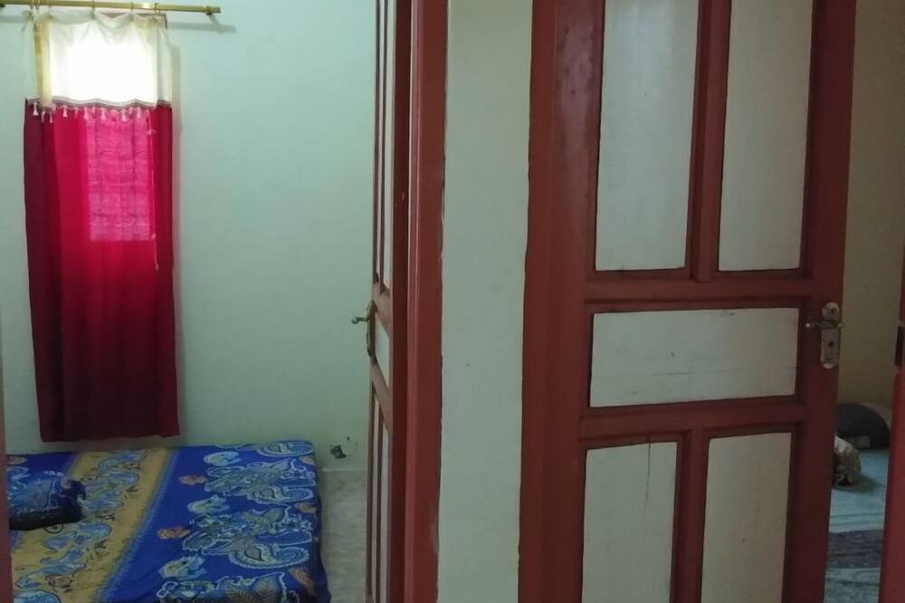 Photo of Bedroom in Pari
