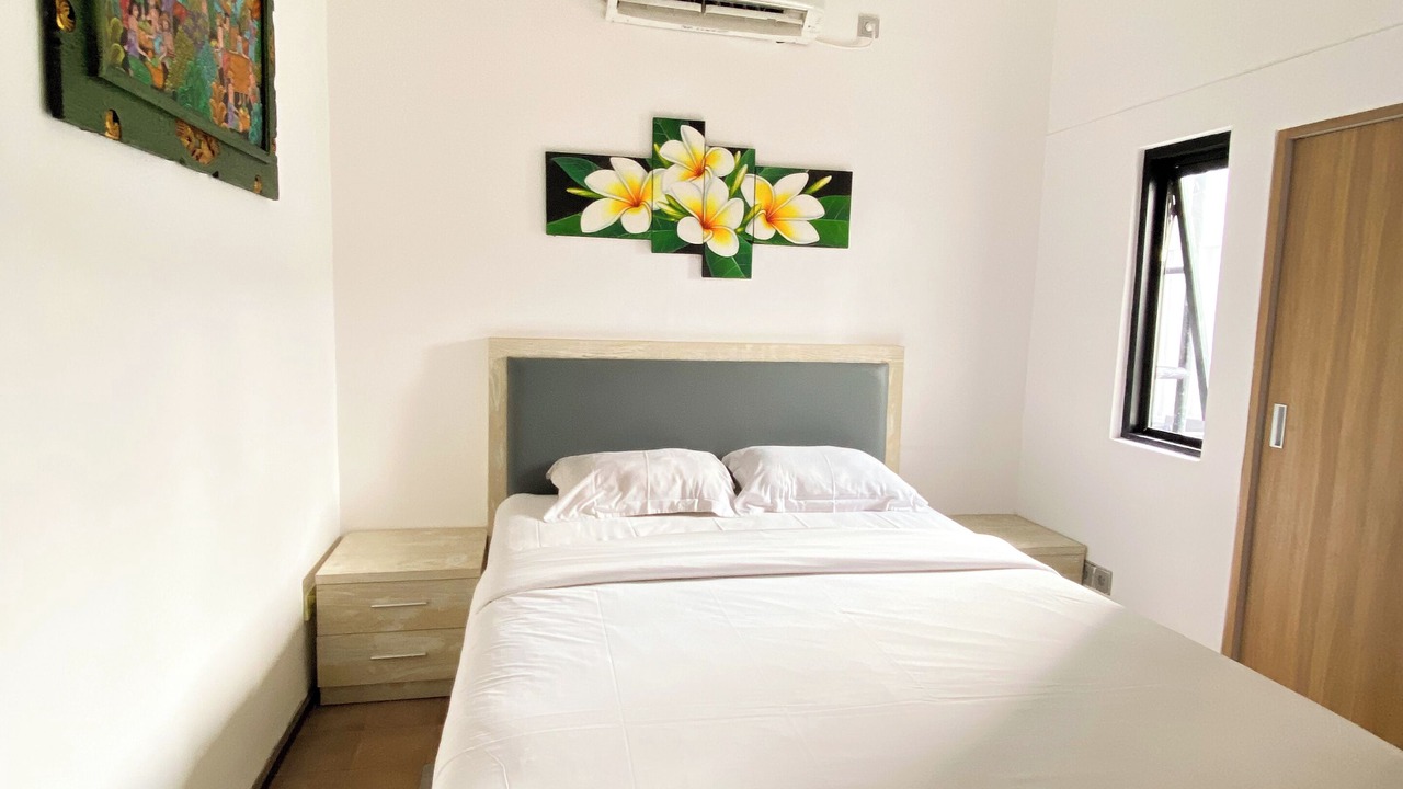 Photo of Bedroom in Drupadi