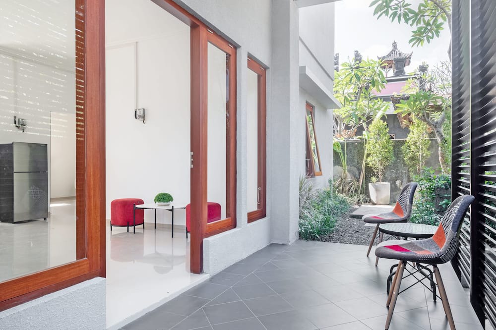 Photo of Patio Balcony in Babakan