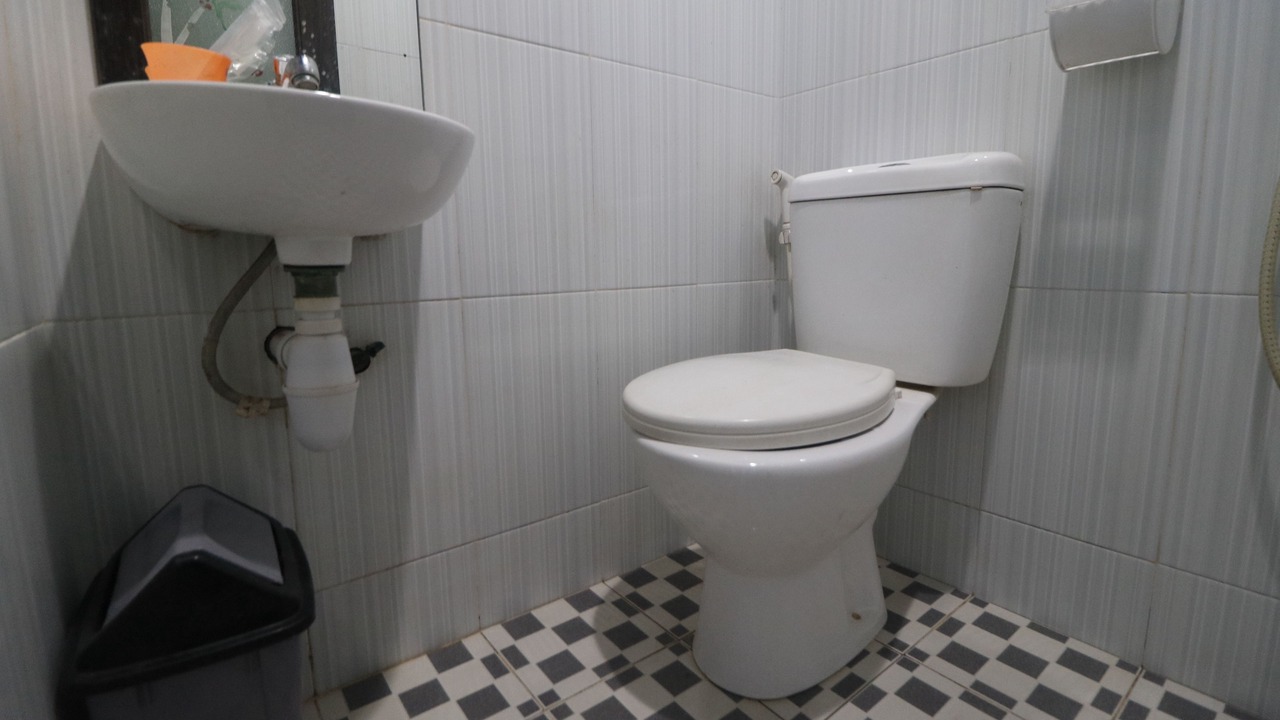 Photo of Bathroom in Tanjung Uncang