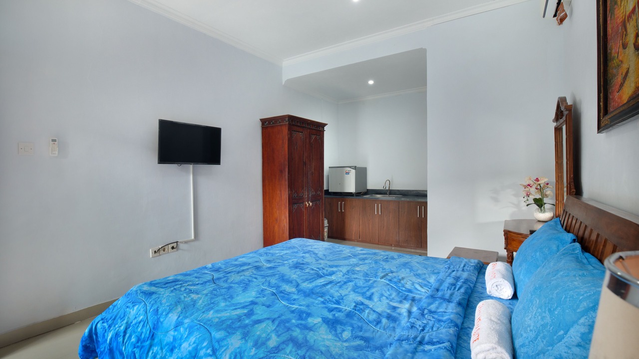 Photo of Bedroom in Kartika Plaza