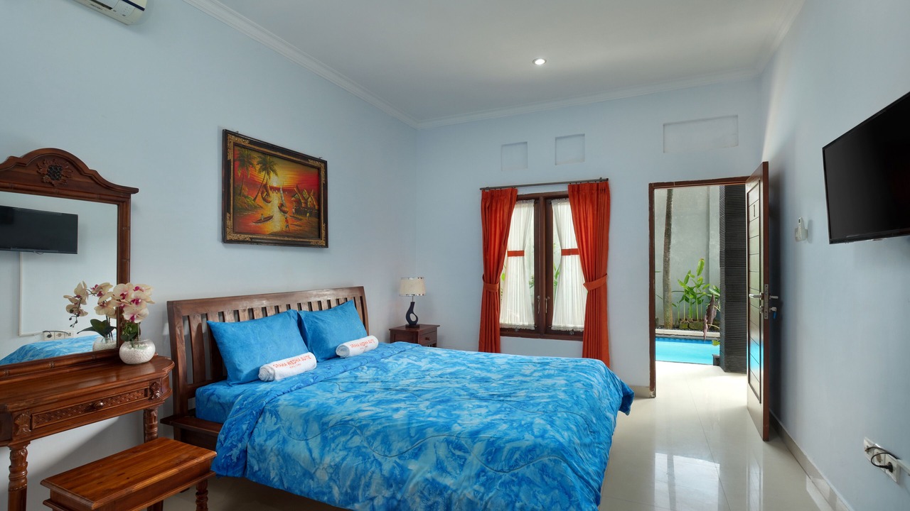 Photo of Bedroom in Kartika Plaza
