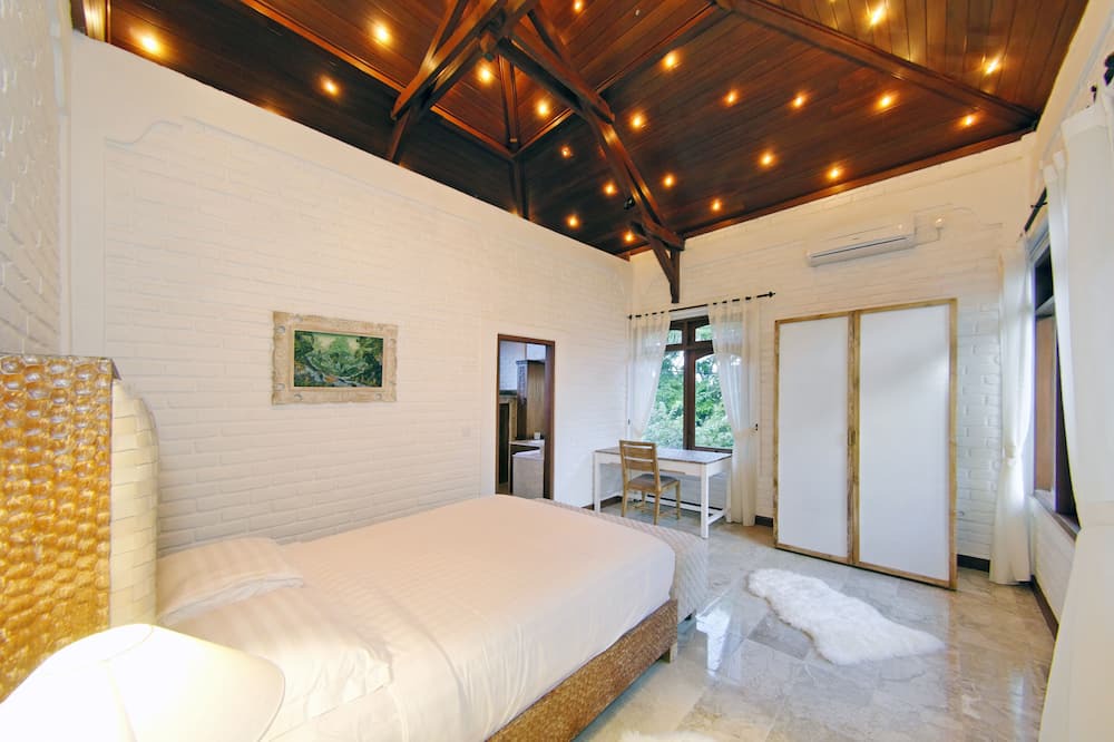 Photo of Bedroom in Legian City-Centre