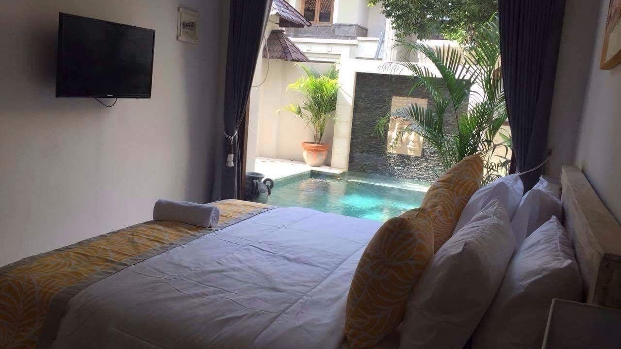 Photo of Bedroom in Kartika Plaza