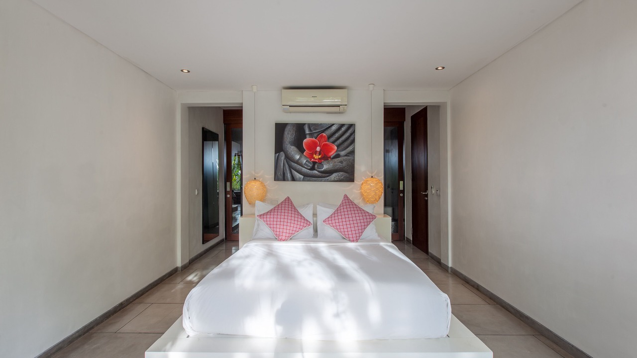Photo of Bedroom in Drupadi