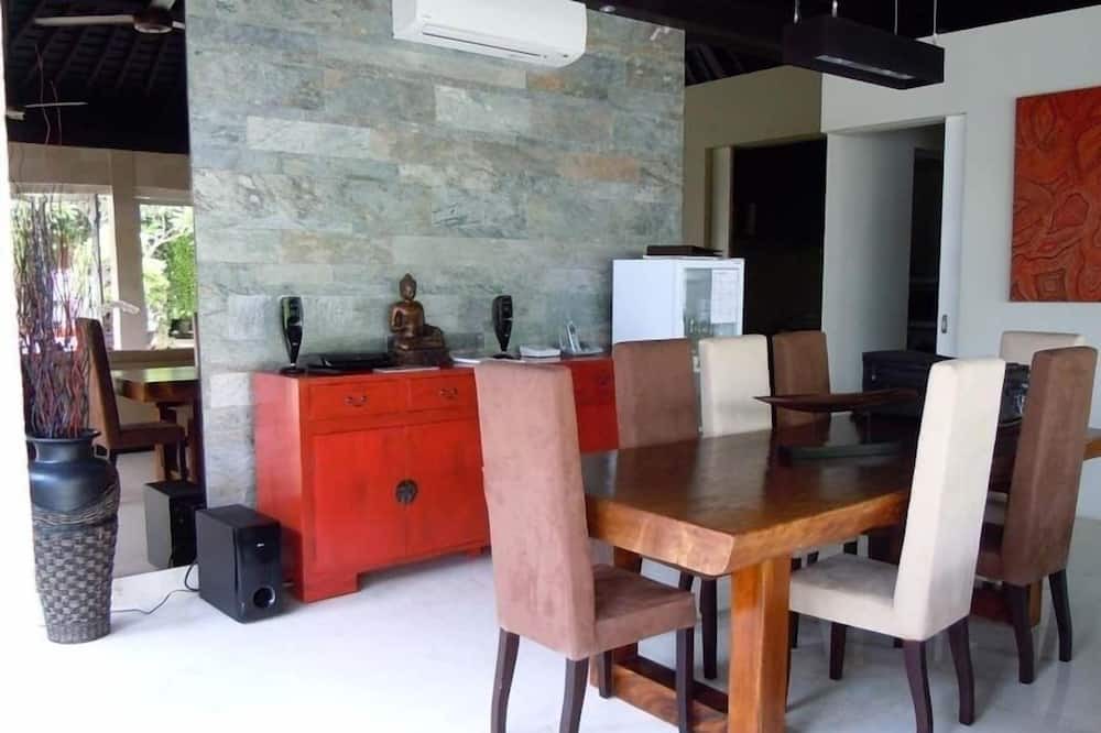 Photo of Outdoor in Batubelig