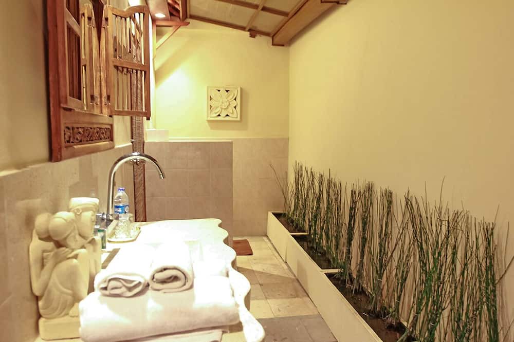 Photo of Bathroom in Dyanapura