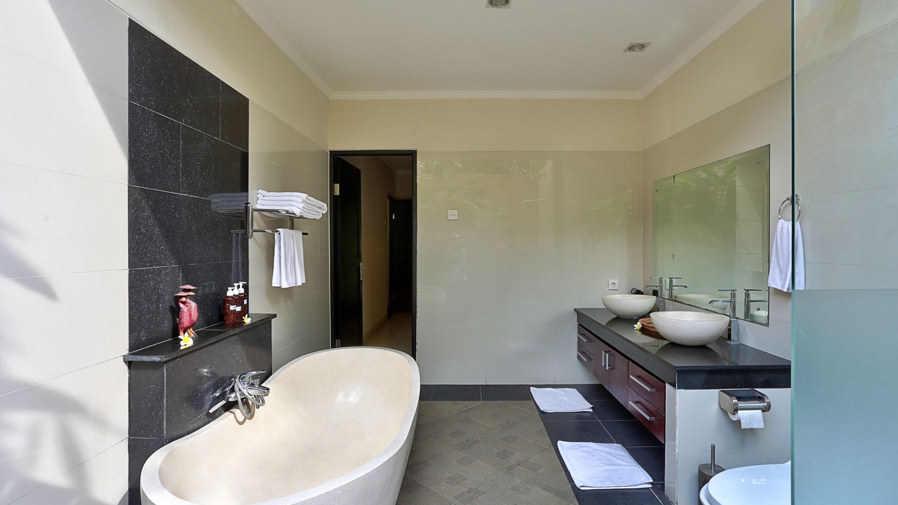 Photo of Bathroom in Padonan