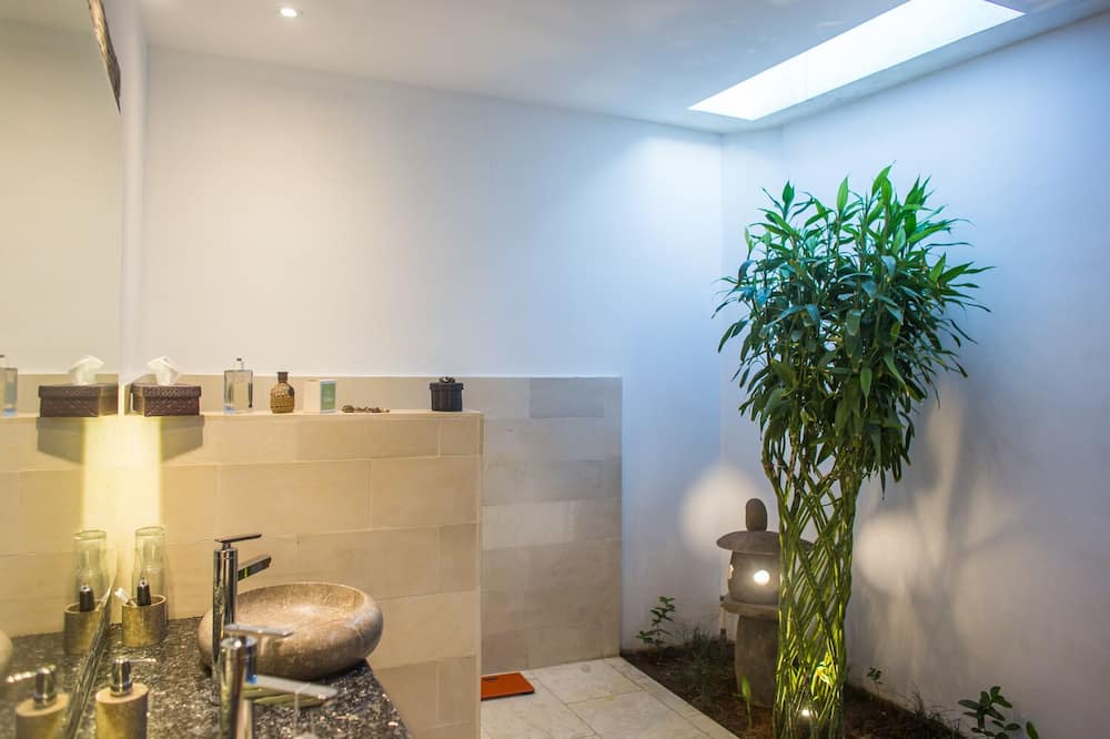 Photo of Bathroom in Banjar Semer