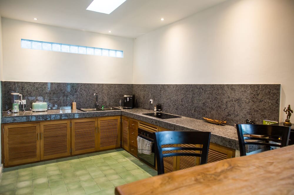 Photo of Kitchen in Banjar Semer