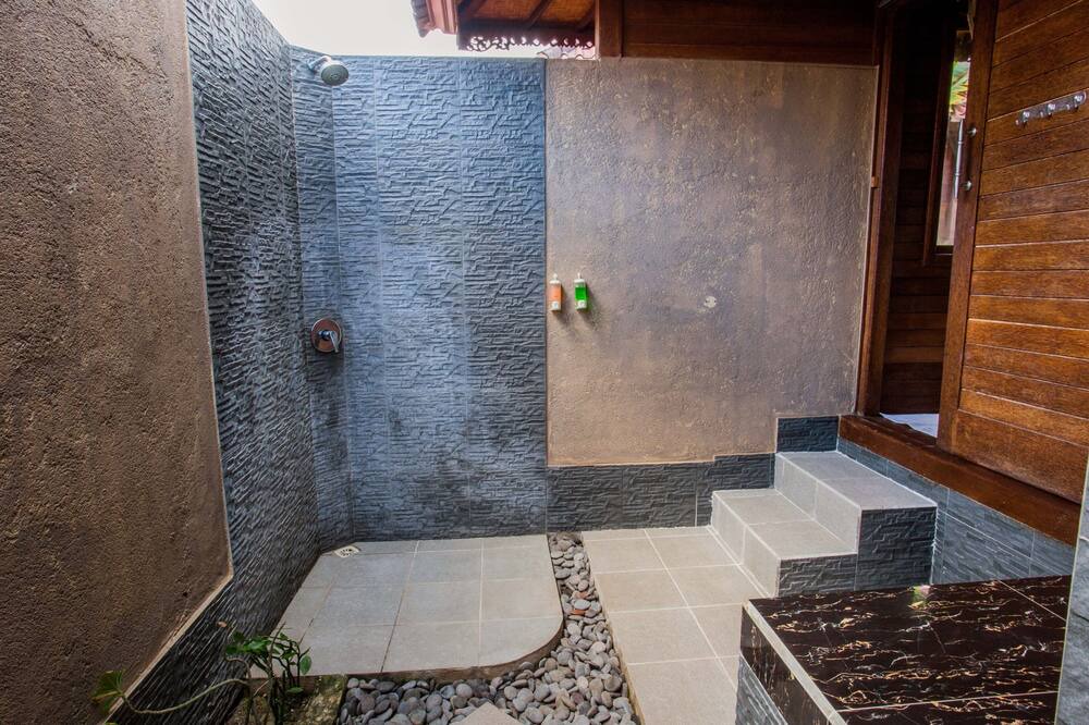 Photo of Bathroom in Mushroom Bay