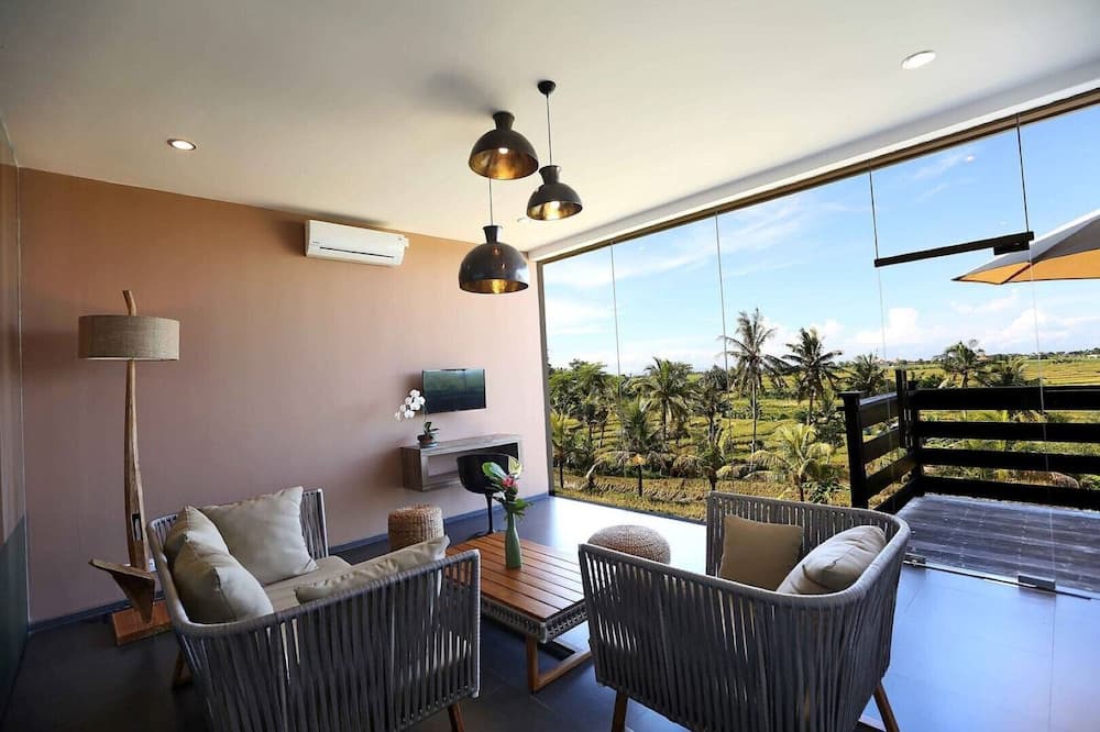Photo of Livingroom in Seseh