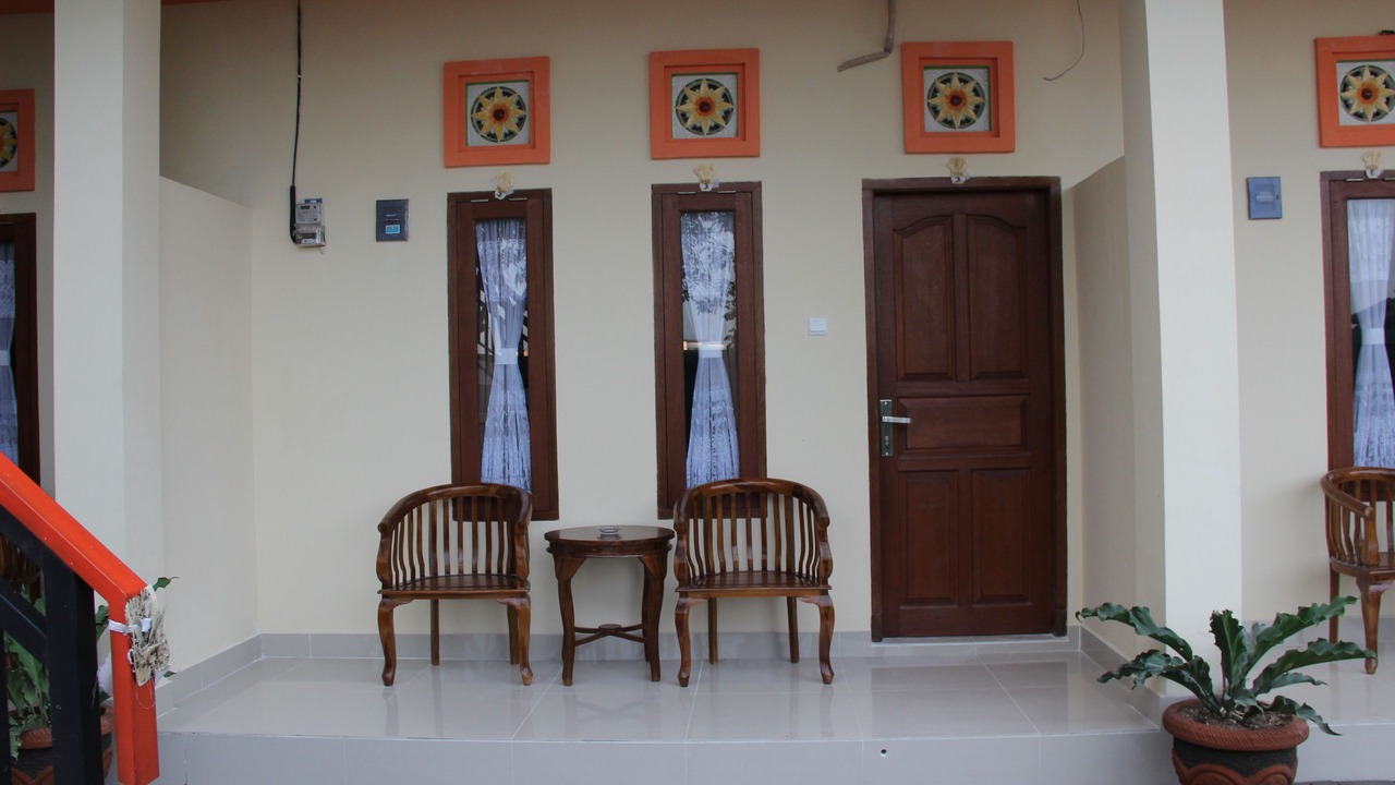 Photo of Patio Balcony in Sunset Road
