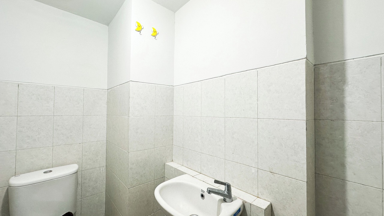 Photo of Bathroom in Sidoarjo