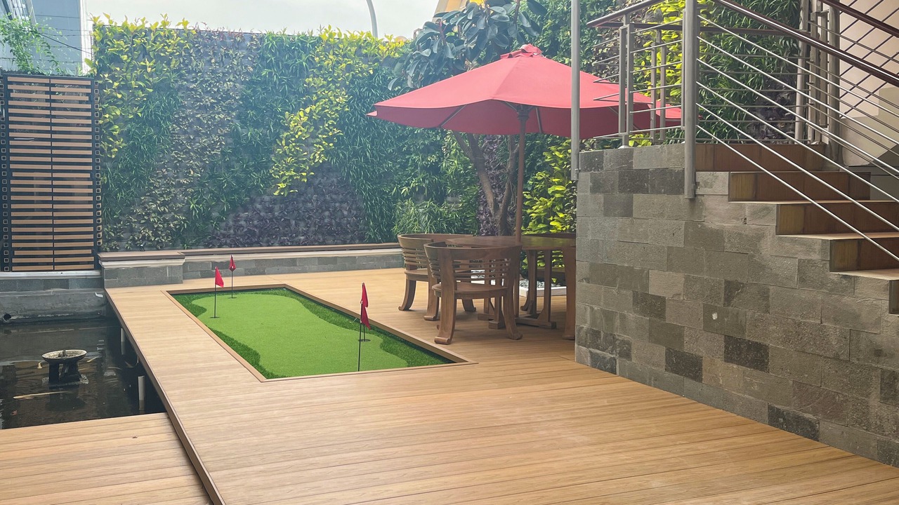 Photo of Patio Balcony in Melawai