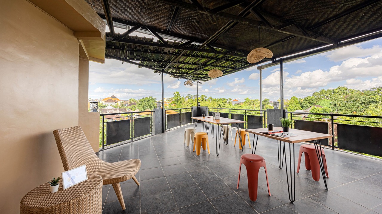 Photo of Patio Balcony in Padonan