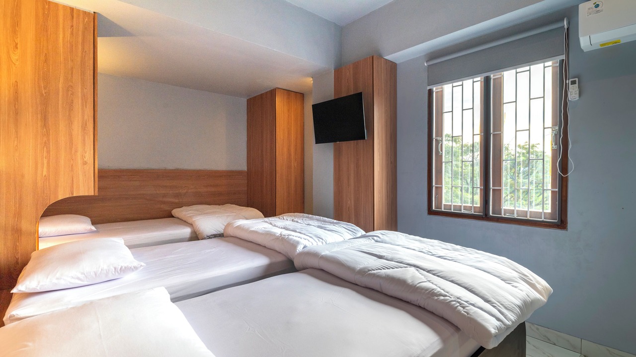 Photo of Bedroom in Sunset Road