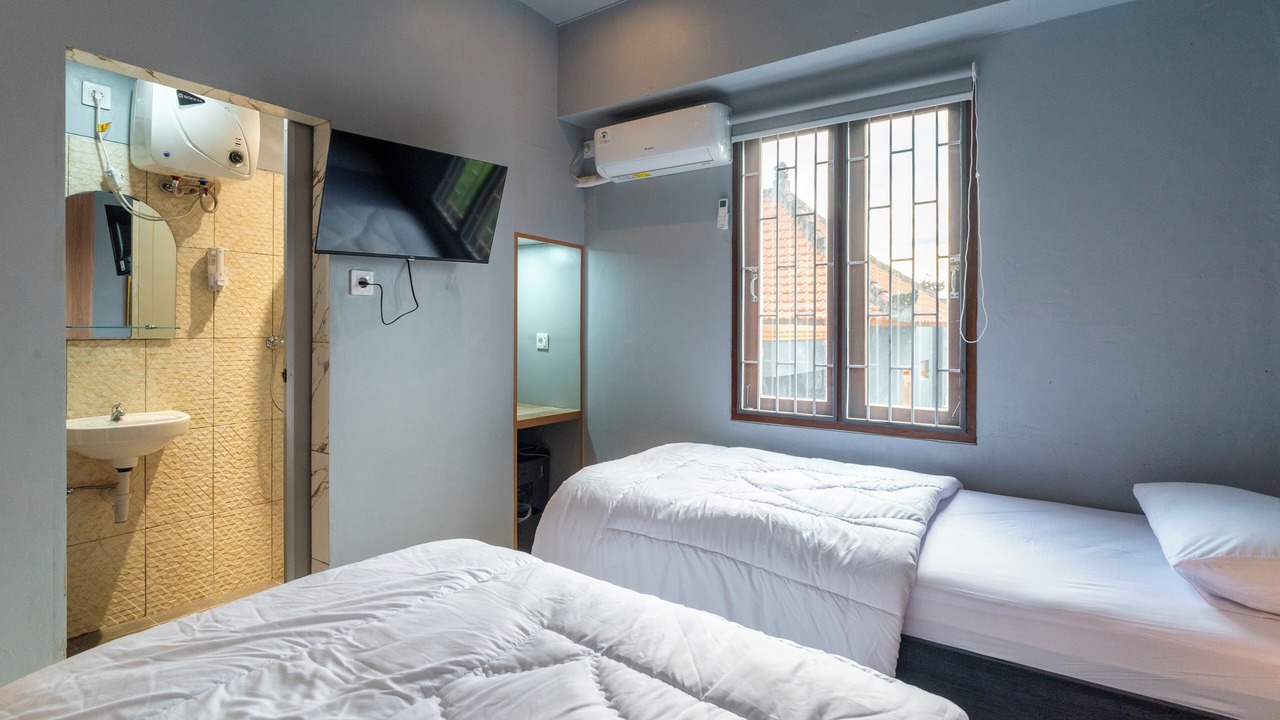 Photo of Bedroom in Sunset Road