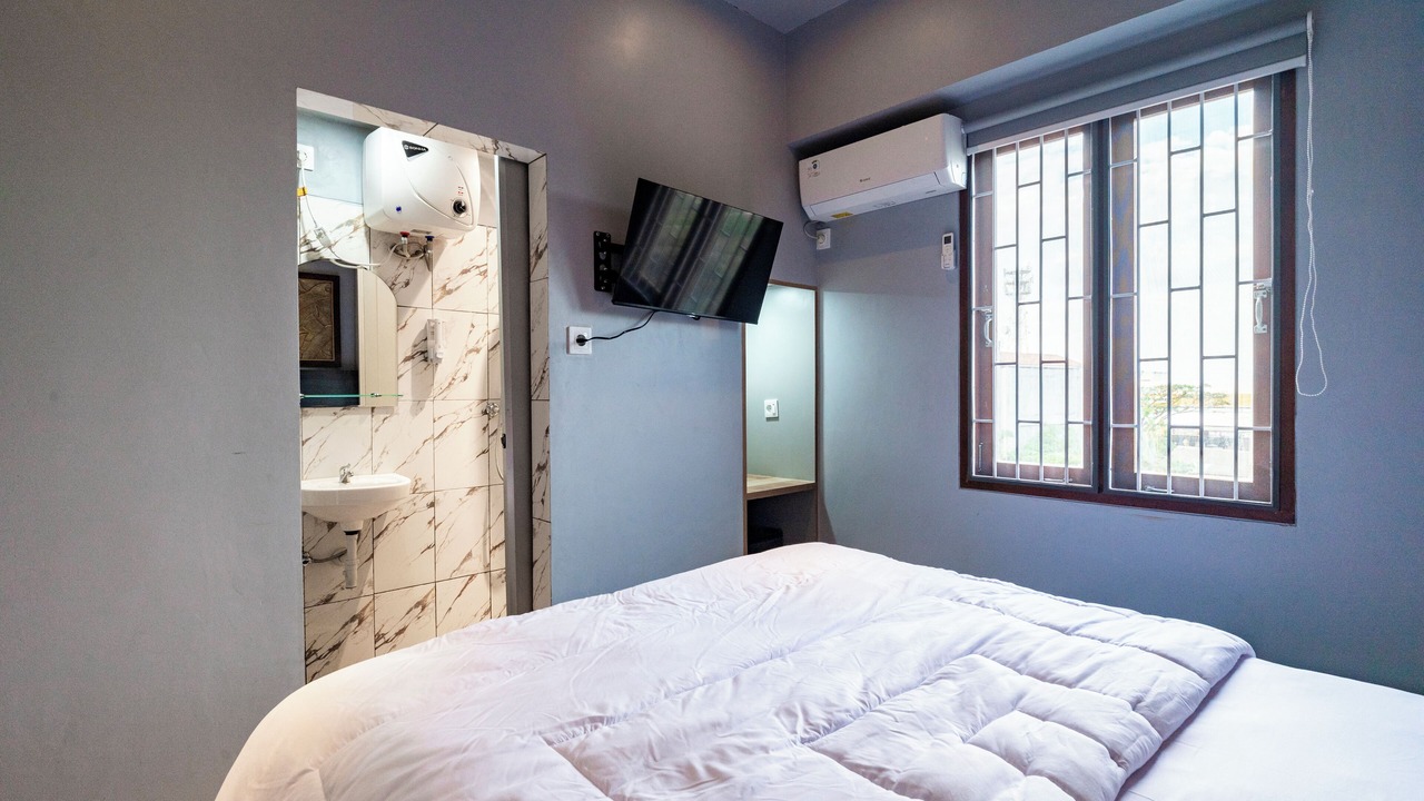 Photo of Bedroom in Sunset Road
