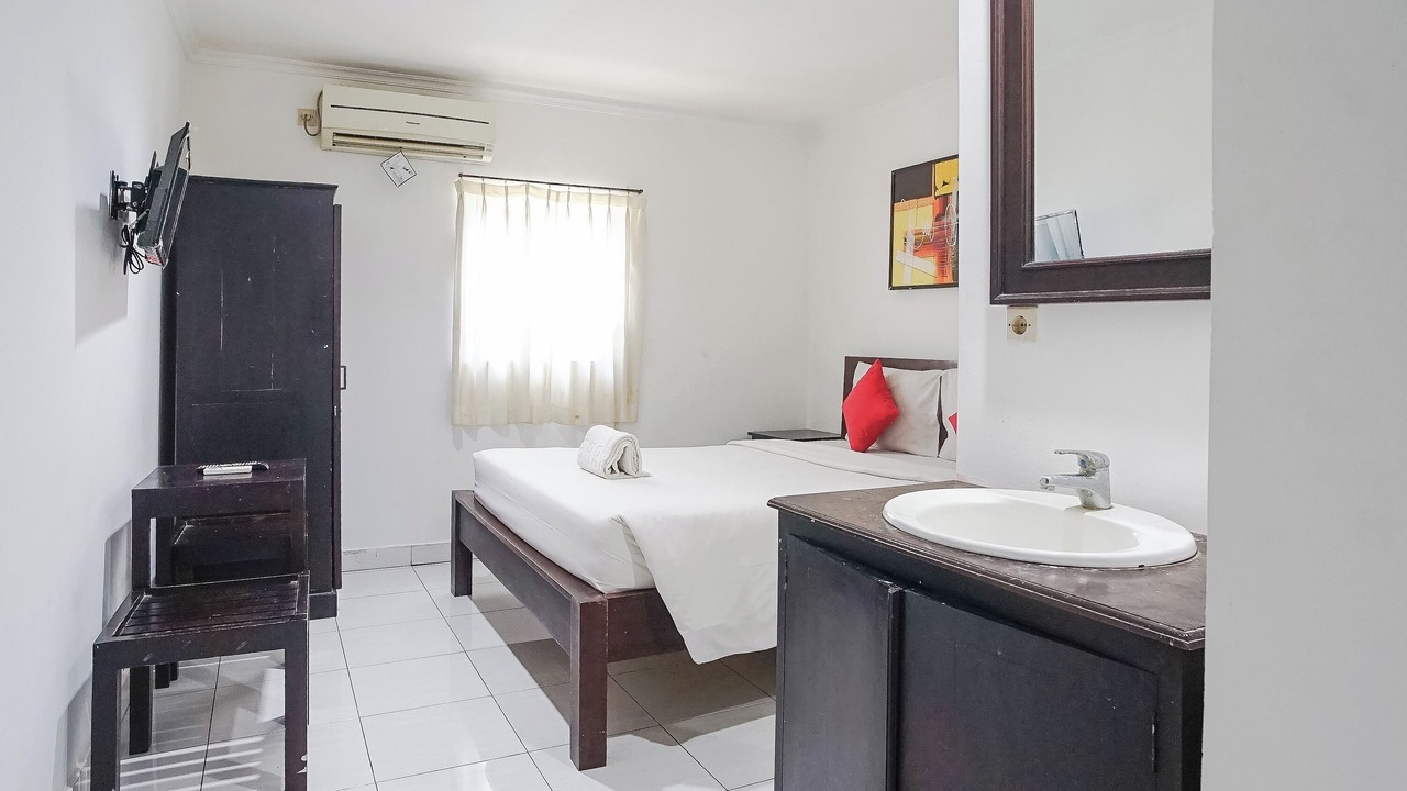 Photo of Bedroom in Legian City-Centre