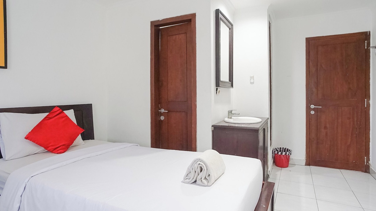 Photo of Bedroom in Legian City-Centre