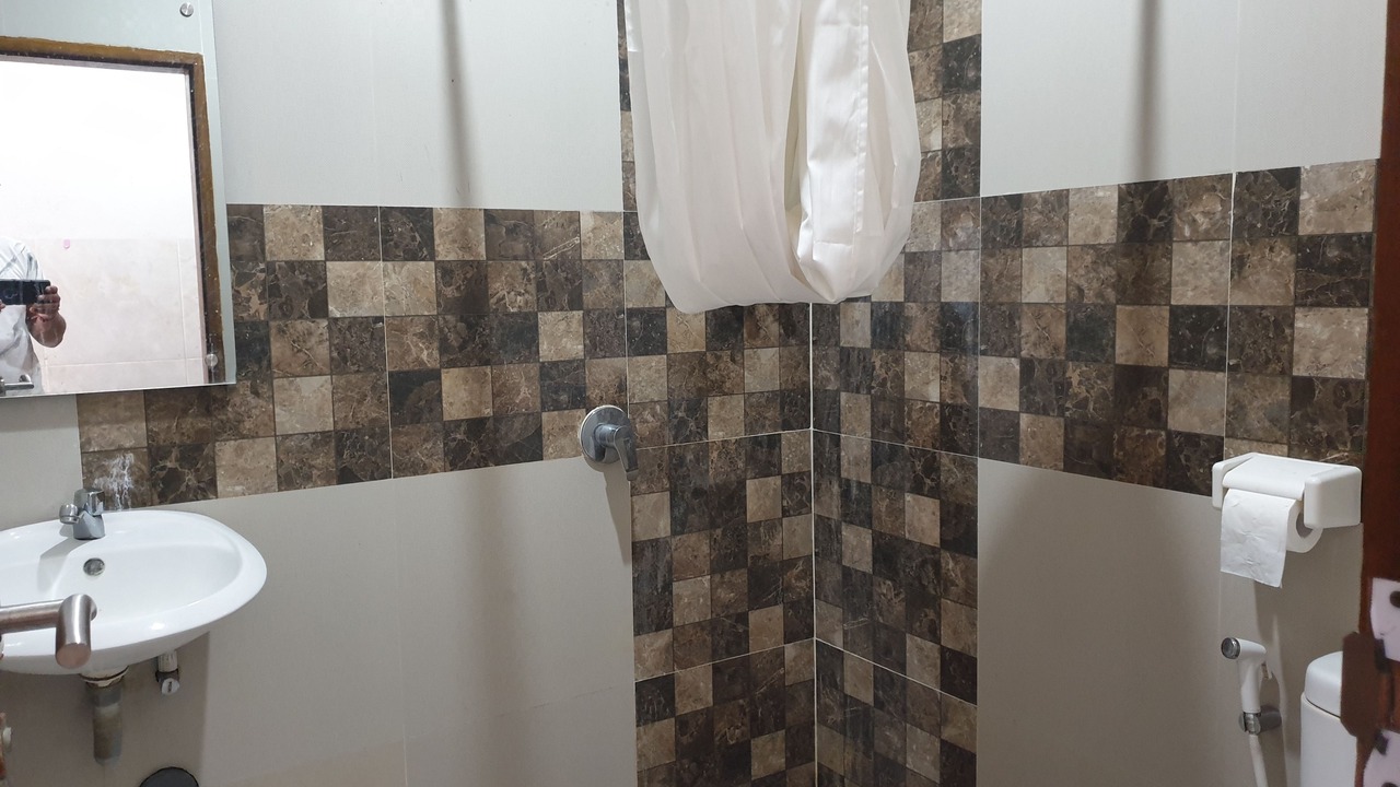 Photo of Bathroom in Kartika Plaza