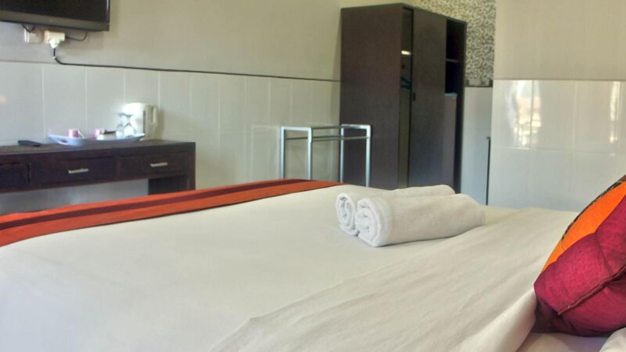 Photo of Bedroom in Kartika Plaza