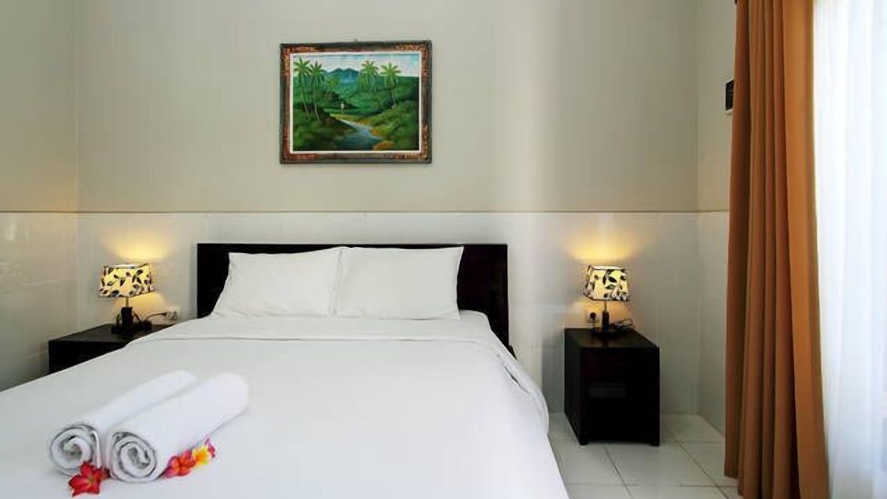 Photo of Bedroom in Kartika Plaza
