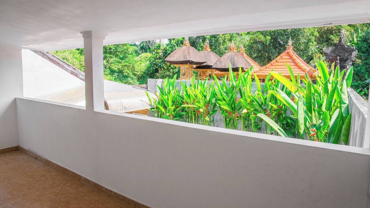 Photo of Patio Balcony in Babakan