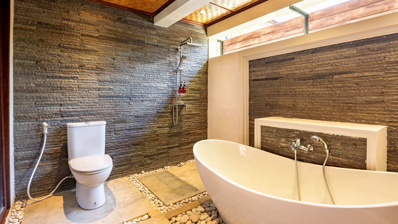 Photo of Bathroom in Petitenget