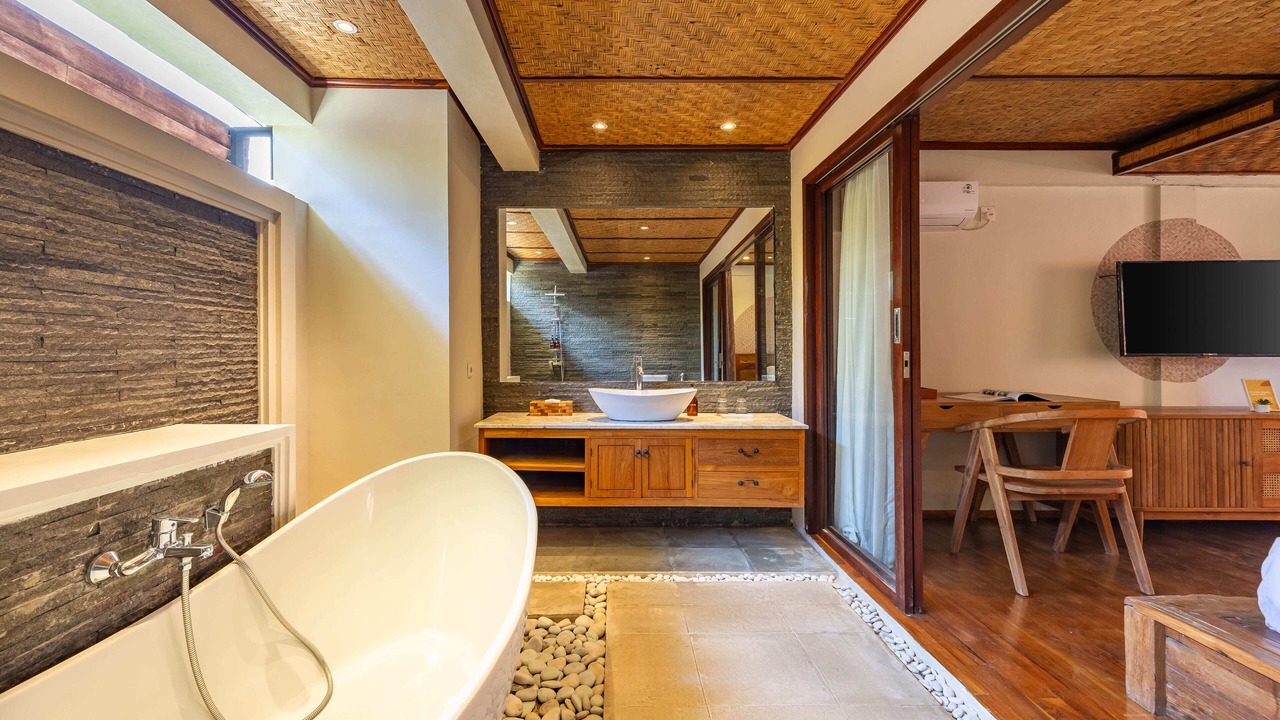 Photo of Bathroom in Petitenget
