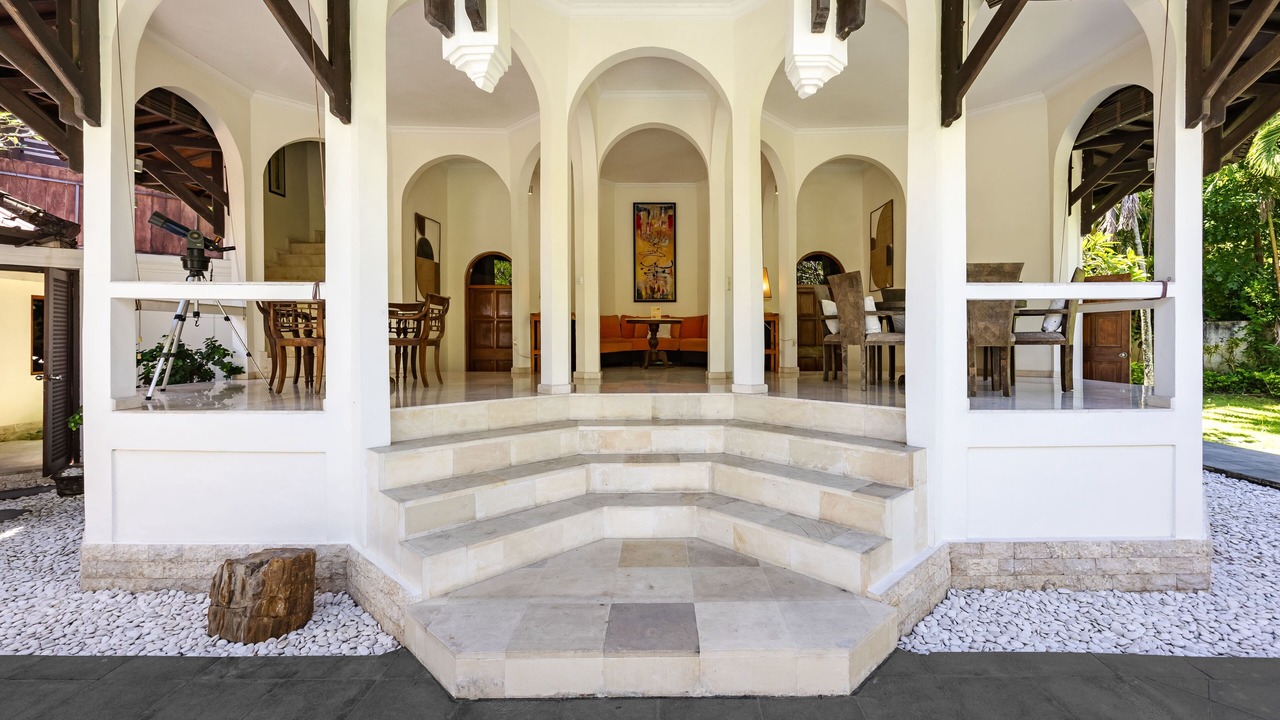 Photo of Outdoor in Petitenget