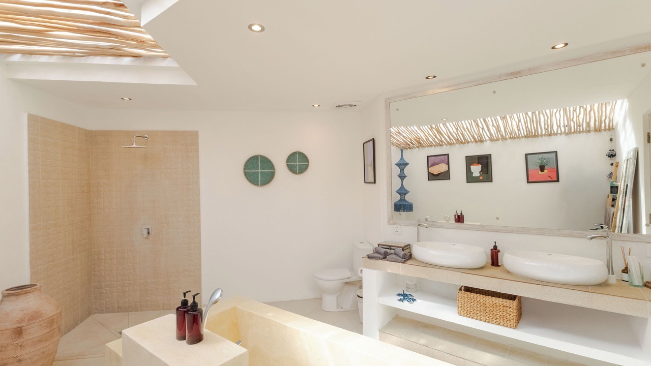 Photo of Bathroom in Nakula