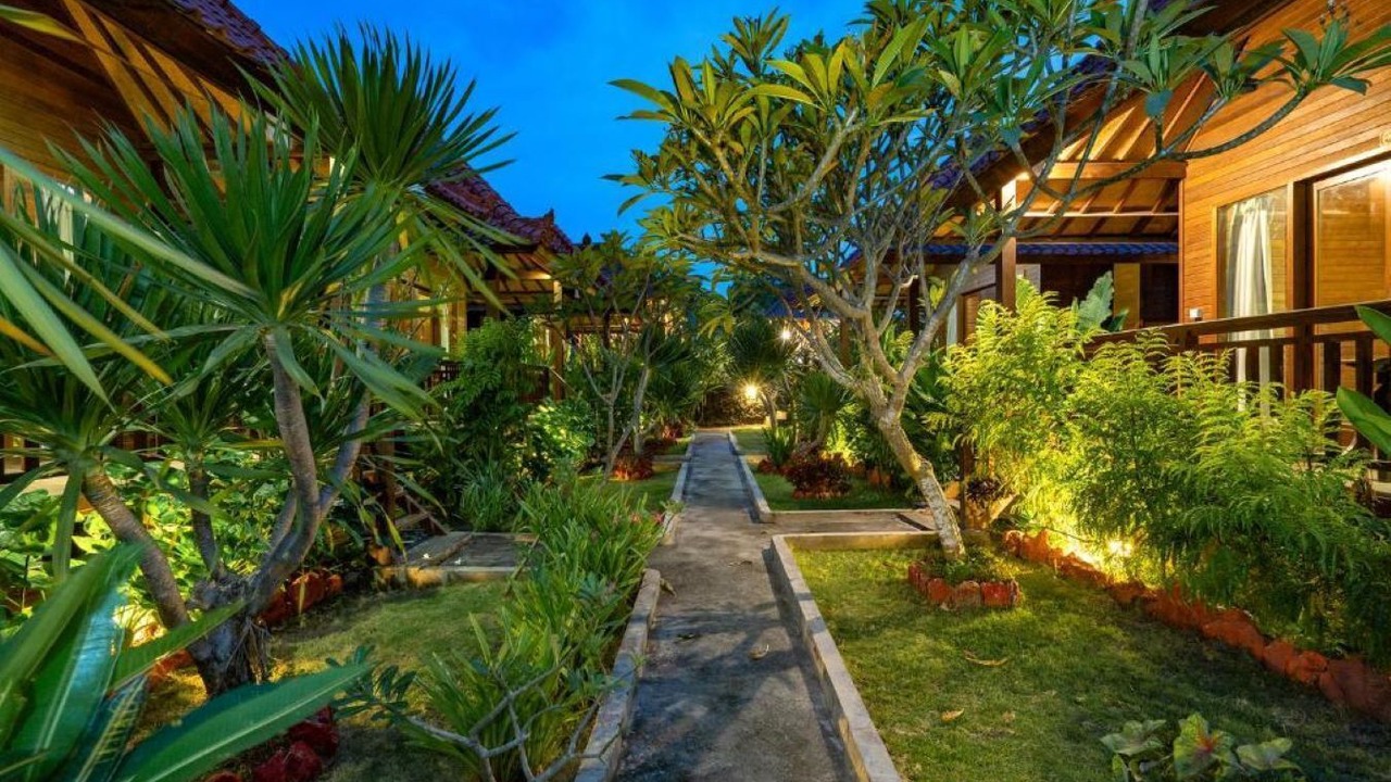 Photo of Outdoor in Mushroom Bay