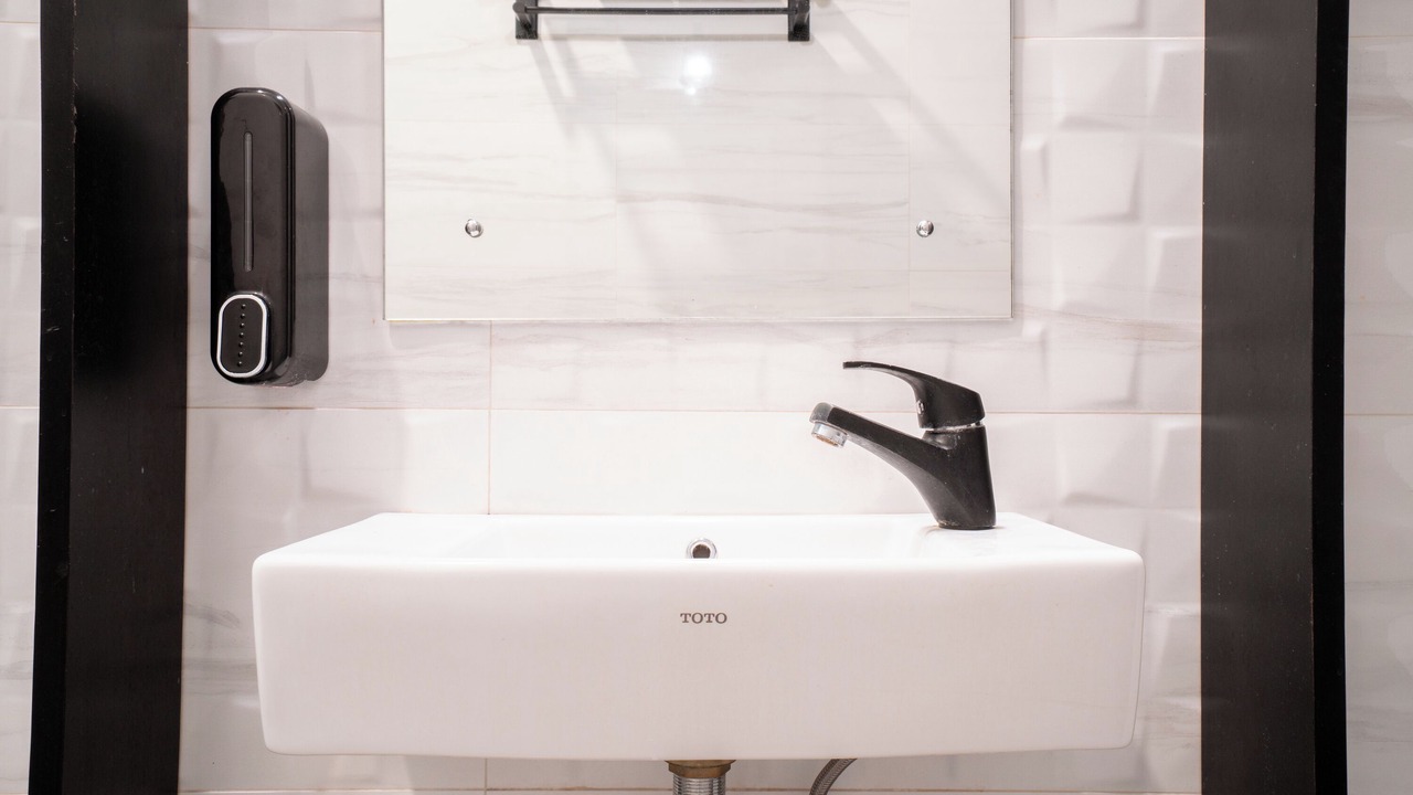 Photo of Bathroom in Malabar