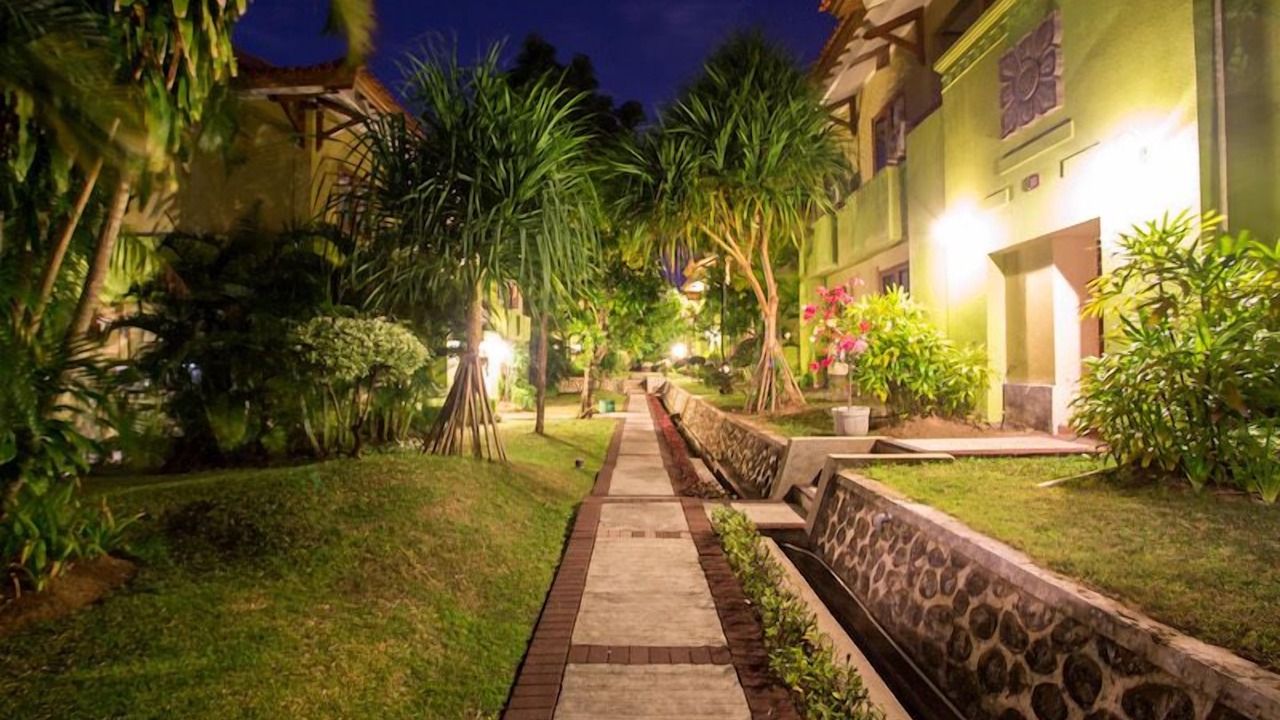Photo of Outdoor in Mumbul