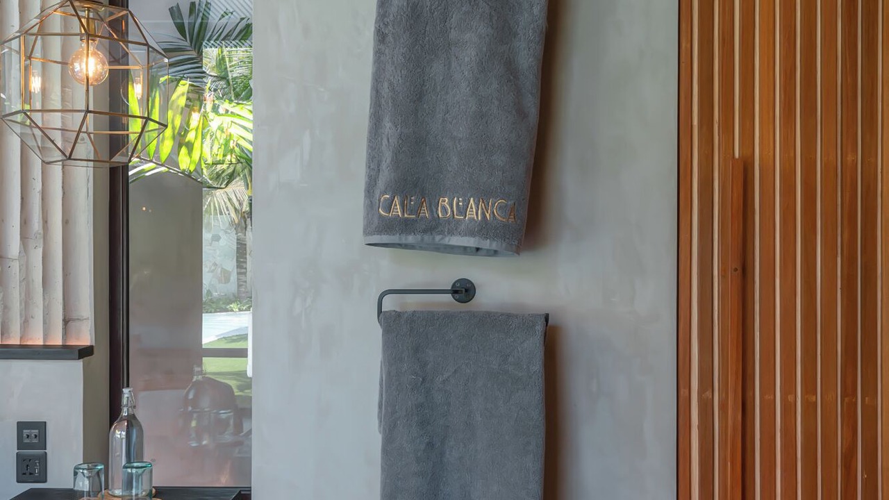 Photo of Bathroom in Munggu