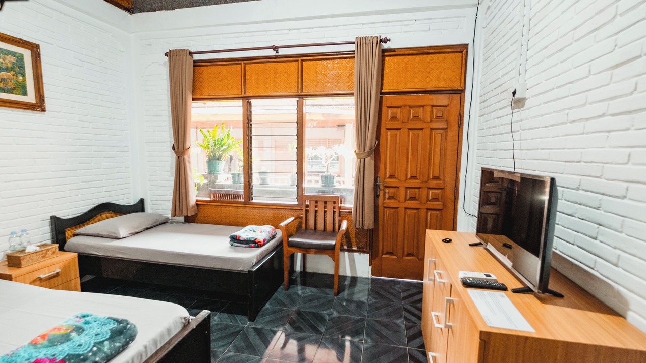 Photo of Bedroom in Sunset Road