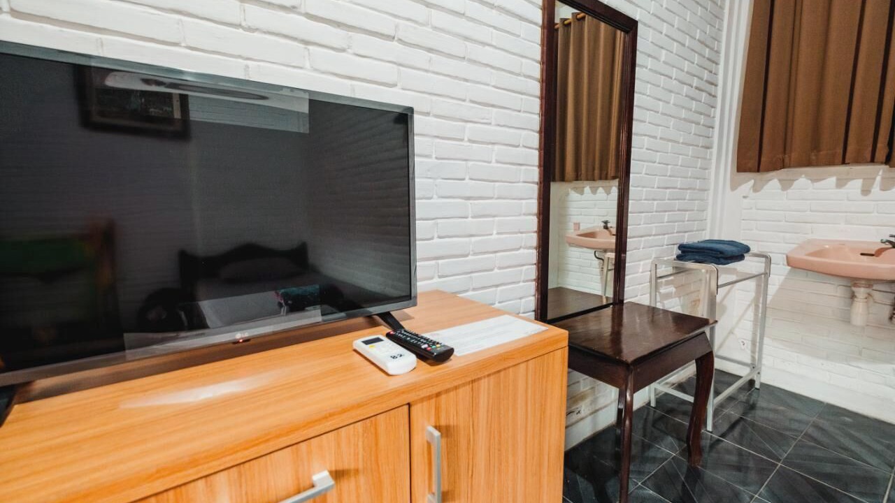 Photo of Bedroom in Sunset Road