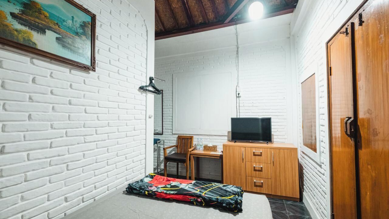 Photo of Bedroom in Sunset Road
