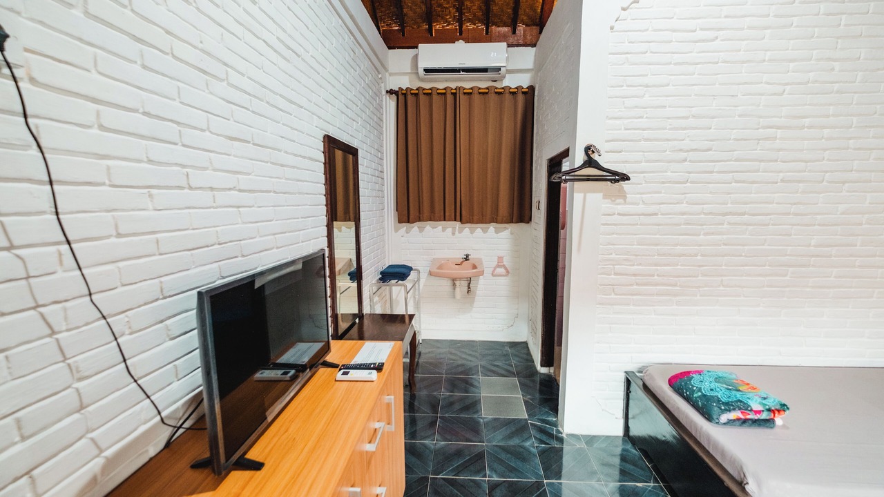 Photo of Bedroom in Sunset Road