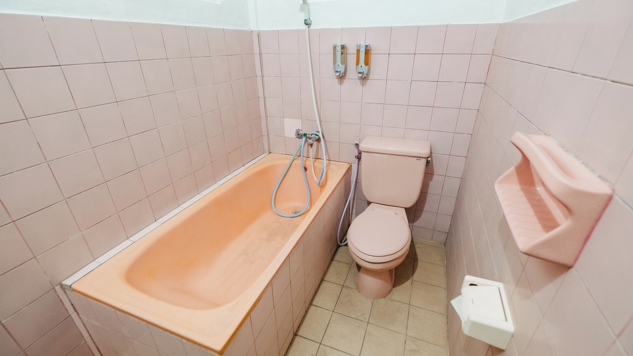 Photo of Bathroom in Sunset Road