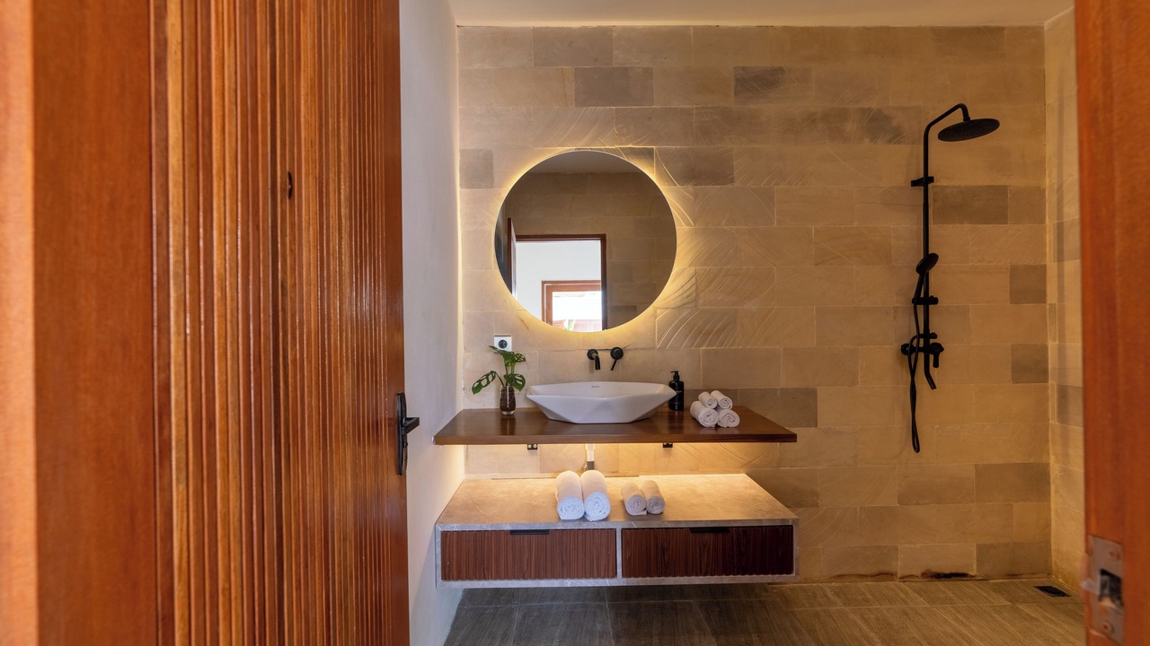 Photo of Bathroom in Munggu