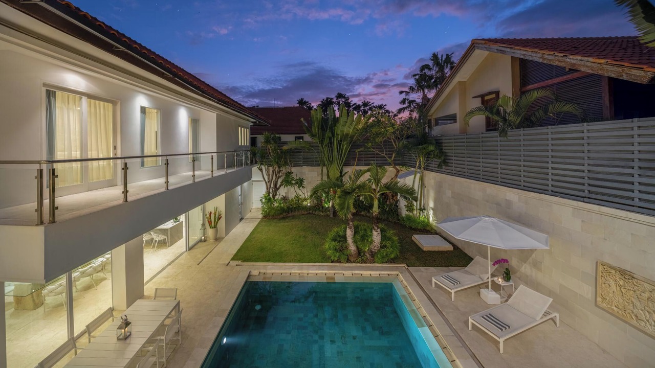 Photo of Outdoor in Sunset Road