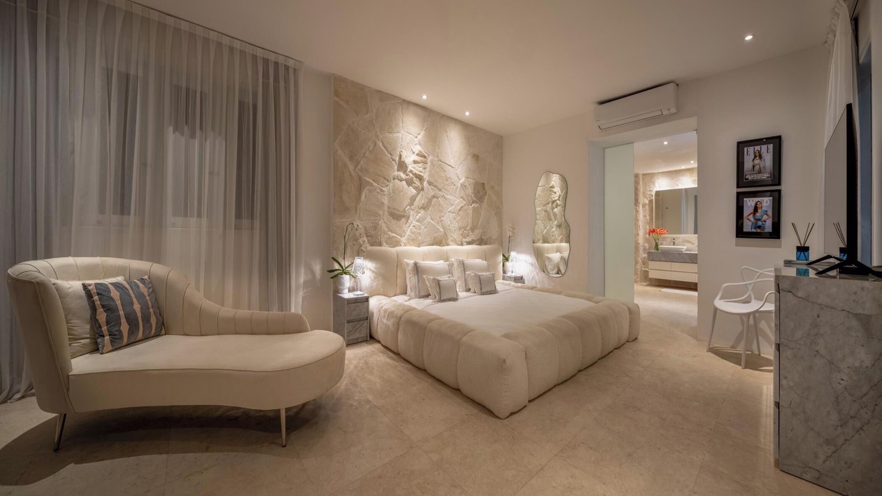 Photo of Bedroom in Sunset Road